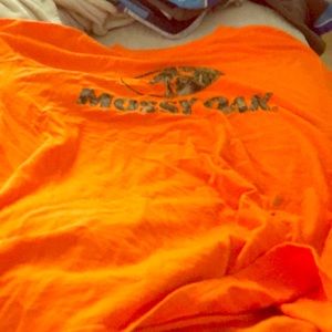 Orange mossy oak t-shirt